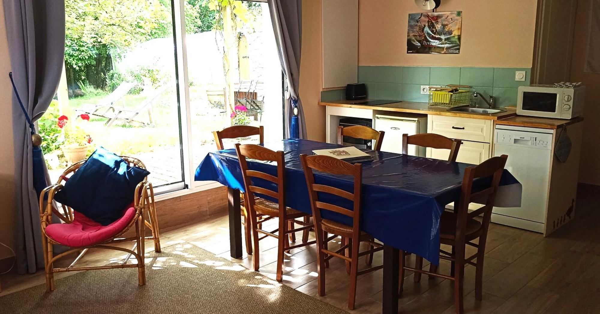Holiday home Puydufou -5kms- La Seraphina, 2 A 6 Personnes Chambretaud